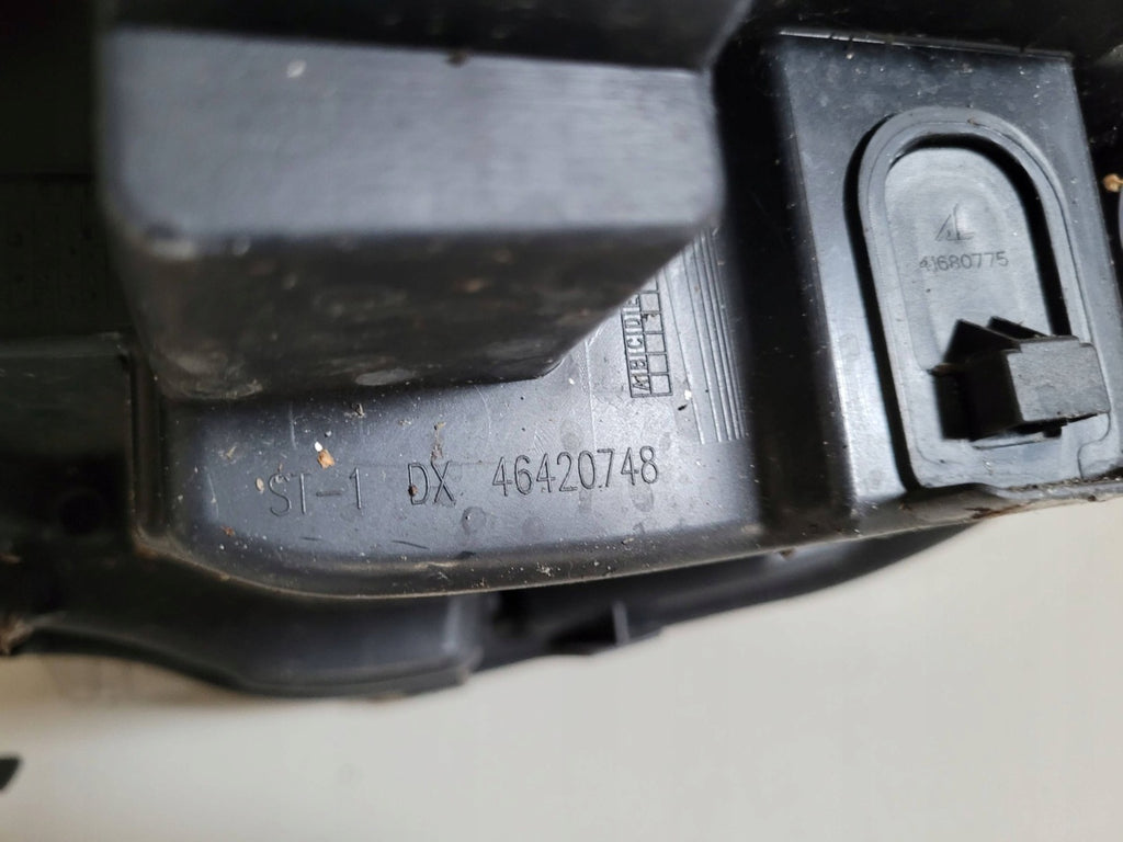 Frontscheinwerfer Citroën C4 II B7 9687304480 Rechts Scheinwerfer Headlight SCH7905246803ku