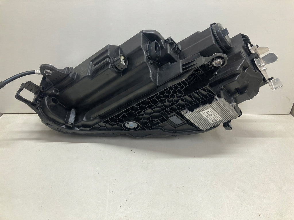 Frontscheinwerfer Skoda Superb Rechts Scheinwerfer Headlight