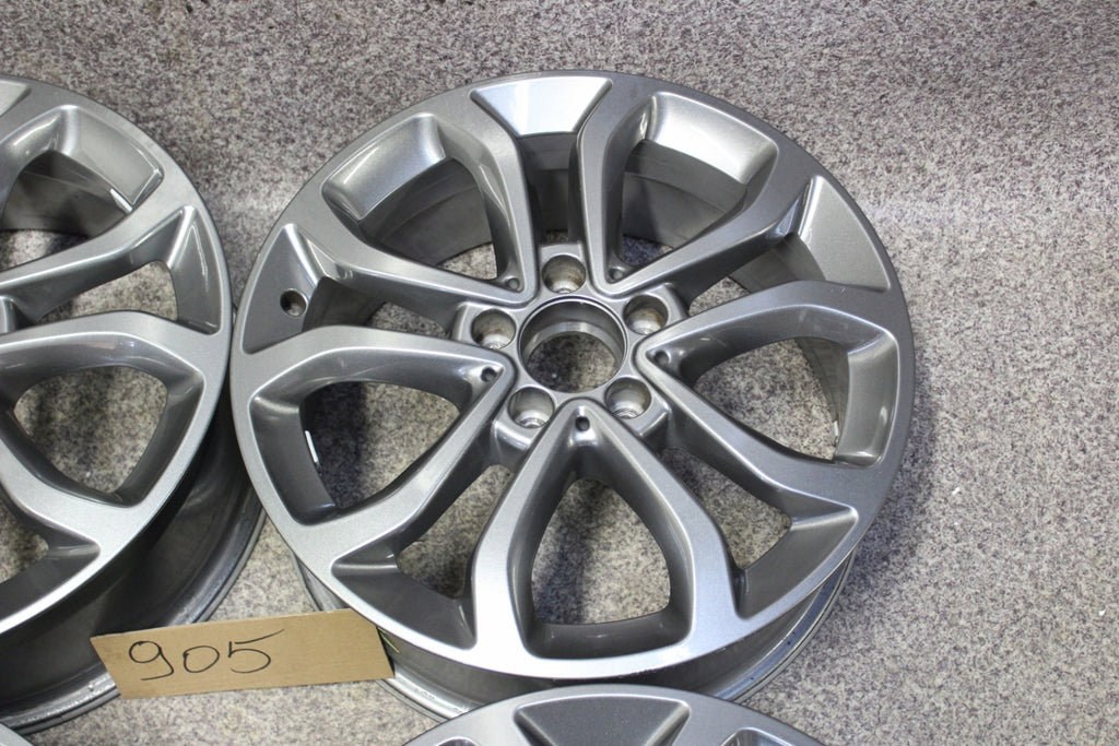 4x Alufelge 17 Zoll 7.0" 5x112 48 5ET Glanz A2054010200 Mercedes-Benz W205 FEL7864485940je