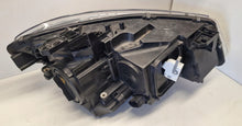 Laden Sie das Bild in den Galerie-Viewer, Frontscheinwerfer Mercedes-Benz Cla Xenon Links Scheinwerfer Headlight SCH2758736848yp