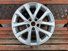 Laden Sie das Bild in den Galerie-Viewer, 1x Alufelge 17 Zoll 7.0&quot; 5x114.3 40ET 403004770R Renault Koleos Clio Rim Wheel