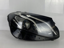 Laden Sie das Bild in den Galerie-Viewer, Frontscheinwerfer Mercedes-Benz E Class W213 A2139064004KZ FULL LED Rechts