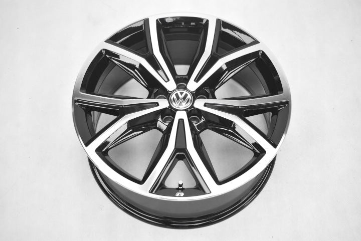 4x Alufelge 18 Zoll 7.0" 5x100 39ET Glanz Schwarz 2GM601025F VW T-Cross Tcross FEL8285549346wk