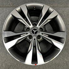 Laden Sie das Bild in den Galerie-Viewer, 1x Alufelge 18 Zoll 7.5&quot; 5x112 52ET A4474010501 Mercedes-Benz Vito Rim Wheel