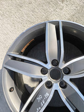 Load image into Gallery viewer, 1x Alufelge 19 Zoll 8.0&quot; 5x112 8V0601025AS Audi A3 Rim Wheel