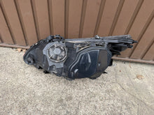 Laden Sie das Bild in den Galerie-Viewer, Frontscheinwerfer BMW E60 E61 7177740 Rechts Scheinwerfer Headlight SCH1139078065fm