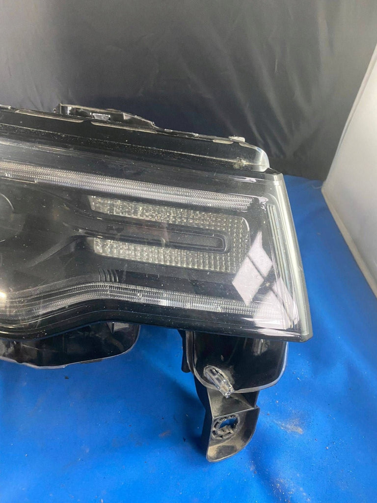 Frontscheinwerfer Jeep Cherokee 68426872AA Rechts Scheinwerfer Headlight SCH7283131863cn