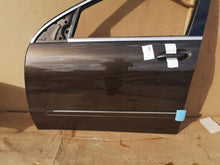 Laden Sie das Bild in den Galerie-Viewer, Tür Mercedes-Benz W251 Vorne Links Braun Door Porta Porte