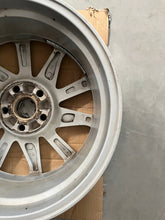 Load image into Gallery viewer, 1x Alufelge 17 Zoll 7.0" 5x114.3 45ET 42611-47330 Toyota Corolla Rim Wheel FEL5386479560bv