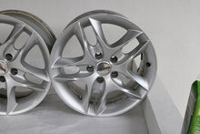 Laden Sie das Bild in den Galerie-Viewer, 1x Alufelge 16 Zoll 7.5&quot; 5x110 20905 Opel Astra Rim Wheel