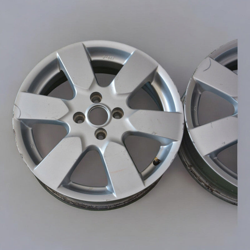 1x Alufelge 16 Zoll 6.0" 4x100 55ET Glanz Silber Nissan Micra Rim Wheel