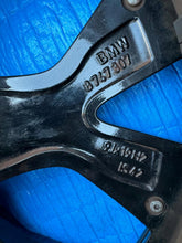 Load image into Gallery viewer, 1x Alufelge 19 Zoll 9.0" 5x112 42ET 8747307 BMW Rim Wheel FEL6912531903rp