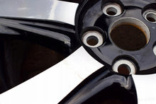 Laden Sie das Bild in den Galerie-Viewer, 1x Alufelge 17 Zoll 7.0&quot; 5x114.3 39ET Glanz Schwarz Toyota Avensis Rim Wheel
