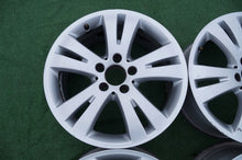 Laden Sie das Bild in den Galerie-Viewer, 4x Alufelge 17 Zoll 7.5" 5x112 47ET Glanz Grau A2044010402 Mercedes-Benz W204 FEL4240009800ge