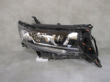 Laden Sie das Bild in den Galerie-Viewer, Frontscheinwerfer Toyota Land Cruiser LED Rechts Scheinwerfer Headlight SCH3530295016im