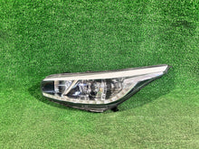 Laden Sie das Bild in den Galerie-Viewer, Frontscheinwerfer Kia Ceed 92101-A2220 LED Links Scheinwerfer Headlight