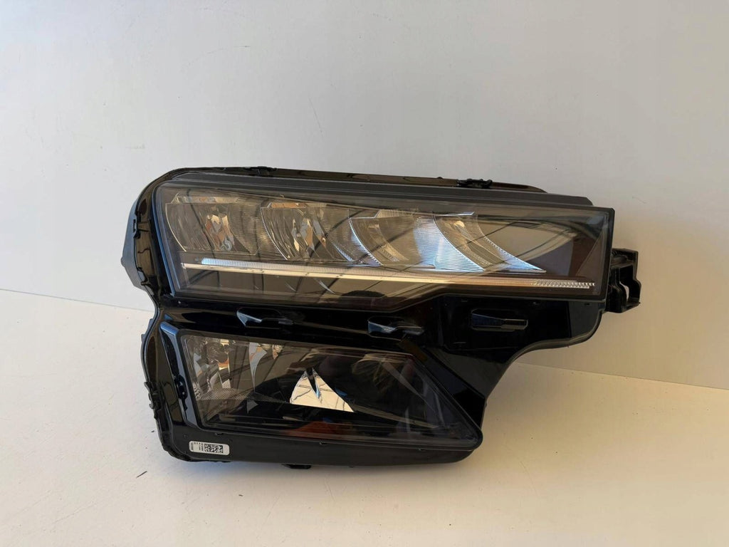 Frontscheinwerfer Skoda Karoq 57B941010 LED Rechts Scheinwerfer Headlight SCH7684620051jt