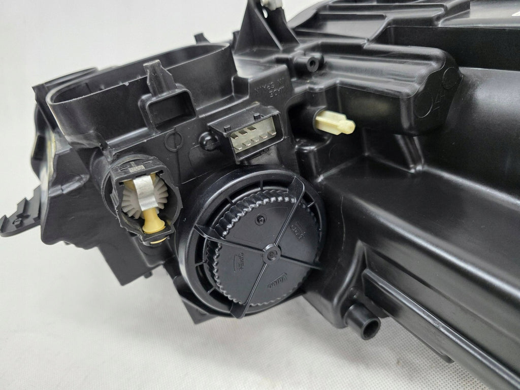 Frontscheinwerfer Opel Crossland X 13467967 LED Links Scheinwerfer Headlight SCH6041362028cm