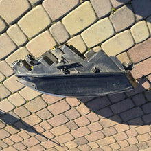 Laden Sie das Bild in den Galerie-Viewer, Frontscheinwerfer VW 11B941036M Rechts Scheinwerfer Headlight SCH4373783202lk