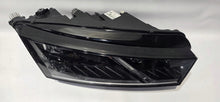 Laden Sie das Bild in den Galerie-Viewer, Frontscheinwerfer Skoda Octavia IV 5E4941016B Full LED Rechts Headlight SCH4956739757bm