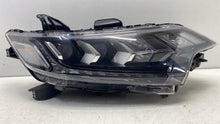 Laden Sie das Bild in den Galerie-Viewer, Frontscheinwerfer Mitsubishi Outlander III 8301D3-32 Rechts Headlight SCH1030115602is