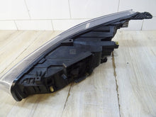 Laden Sie das Bild in den Galerie-Viewer, Frontscheinwerfer Ford Focus NX7B-13E014-CD Rechts Scheinwerfer Headlight SCH7020357418dr