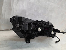 Laden Sie das Bild in den Galerie-Viewer, Frontscheinwerfer Skoda Enyaq IV 5LB941015B LED Links Scheinwerfer Headlight SCH9806990924ut