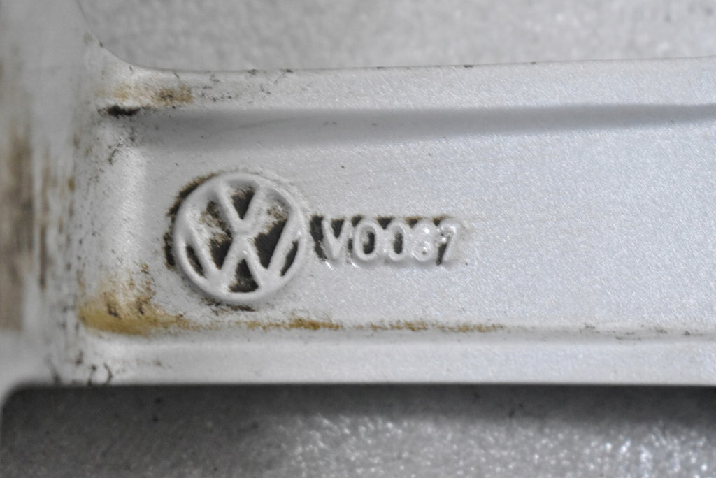 1x Alufelge 17 Zoll 7.0" 5x112 54ET Glanz Silber 1K5071497 VW Golf V Plus