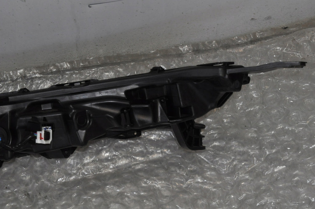 Frontscheinwerfer Mitsubishi Eclipse Cross EDM92206010 LED Rechts Headlight