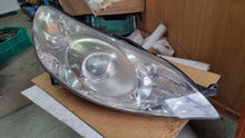 Laden Sie das Bild in den Galerie-Viewer, Frontscheinwerfer Peugeot 407 0301213274 Rechts Scheinwerfer Headlight SCH1196557976so