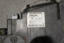 Laden Sie das Bild in den Galerie-Viewer, Frontscheinwerfer Volvo S40 V50 LE06A6152 31265695 LED Ein Satz Headlight SCH4071108333bb