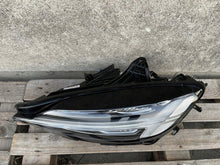 Laden Sie das Bild in den Galerie-Viewer, Frontscheinwerfer Volvo V60 II S60 III 32228815 Links Scheinwerfer Headlight SCH6689514612hj