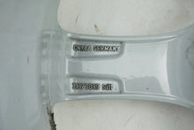 Laden Sie das Bild in den Galerie-Viewer, 1x Alufelge 18 Zoll 7.5&quot; 5x108 52,5ET Glanz 30760053 Volvo V40 Rim Wheel