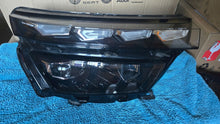 Laden Sie das Bild in den Galerie-Viewer, Frontscheinwerfer Skoda Kamiq 658941016F LED Rechts Scheinwerfer Headlight SCH2007699036pm
