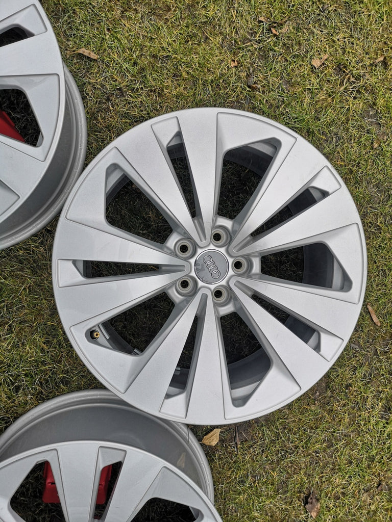 4x Alufelge 19 Zoll 8.5" 5x112 20ET Glanz Silber 4M8601025 Audi Q8 Rim Wheel FEL7070167507rm