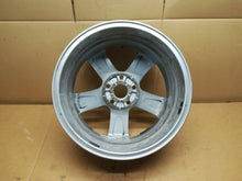 Load image into Gallery viewer, 1x Alufelge 17 Zoll 7.0&quot; 5x112 39ET Glanz Silber 7N0601025 VW Sharan Rim Wheel