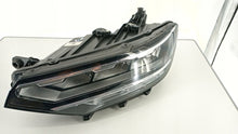 Load image into Gallery viewer, Frontscheinwerfer VW Passat 3G1941035Q 90172734 LED Links Scheinwerfer Headlight