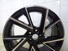 Load image into Gallery viewer, 1x Alufelge 18 Zoll 7.0&quot; 5x112 39ET Schwarz 657601025G Skoda Scala Rim Wheel
