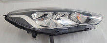 Laden Sie das Bild in den Galerie-Viewer, Frontscheinwerfer Ford Fiesta VII H1BB-13W029-AE Rechts Scheinwerfer Headlight SCH1115763667vn