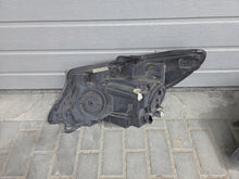 Laden Sie das Bild in den Galerie-Viewer, Frontscheinwerfer Mercedes-Benz Vito W447 A4479067800 Rechts Headlight SCH3249302889cb