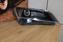 Laden Sie das Bild in den Galerie-Viewer, Frontscheinwerfer Skoda Superb III 3V1941016L 3V1941016A Xenon Rechts Headlight