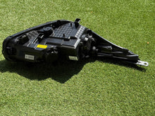 Laden Sie das Bild in den Galerie-Viewer, Frontscheinwerfer Kia Ceed 92101-A2010 LED Links Scheinwerfer Headlight