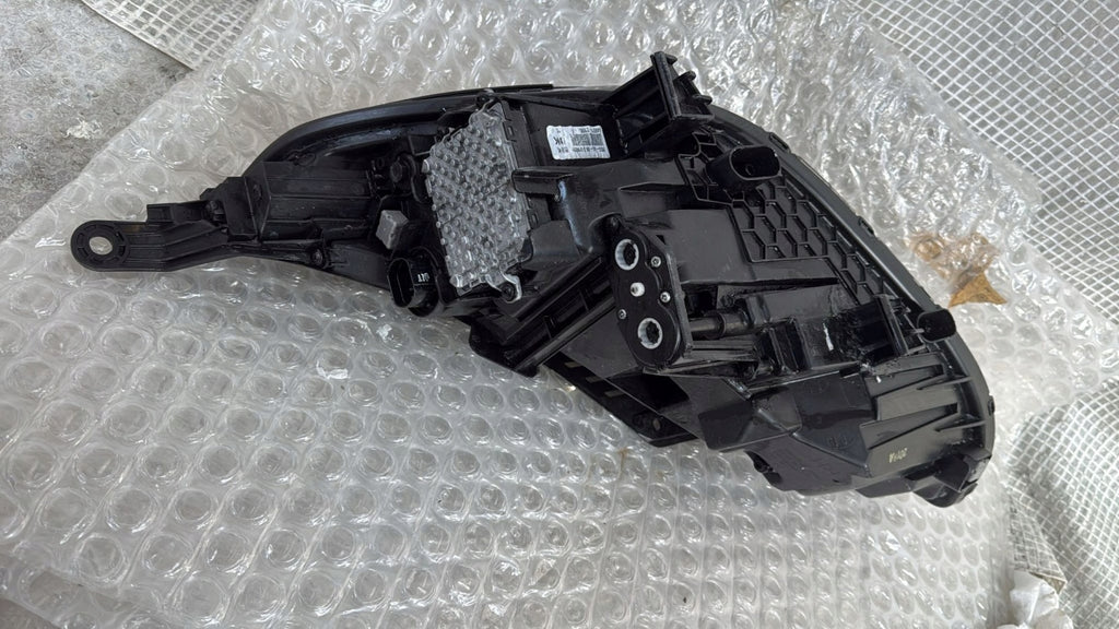 Frontscheinwerfer Hyundai I30 LED Rechts Scheinwerfer Headlight SCH4022046423xc