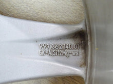 Laden Sie das Bild in den Galerie-Viewer, 1x Alufelge 18 Zoll 8.0&quot; 5x130 99736214001 Porsche Rim Wheel