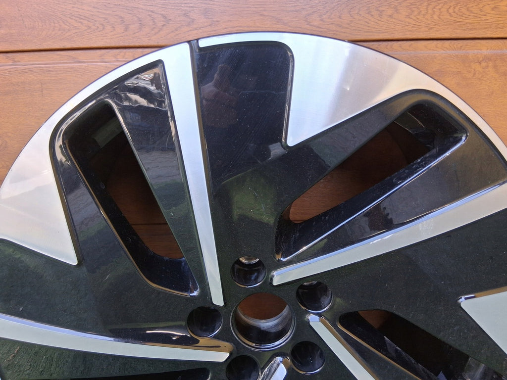 1x Alufelge 19 Zoll 8.0" 5x112 45ET Glanz Schwarz 14B601025D VW I Rim Wheel FEL2144670346ii