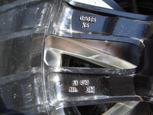 Laden Sie das Bild in den Galerie-Viewer, 1x Alufelge 17 Zoll 7.0&quot; 4x100 44ET Glanz Schwarz OP035 Opel Corsa Rim Wheel