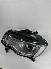 Laden Sie das Bild in den Galerie-Viewer, Frontscheinwerfer Jeep Grand Cherokee Wk2 I 68289238AG 68289239AG Ein Satz SCH6493972713hd