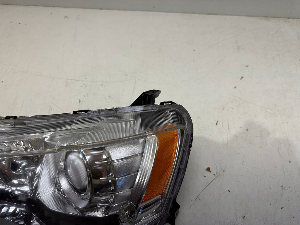 Frontscheinwerfer Mitsubishi Outlander I Xenon Ein Stück (Rechts oder Links)