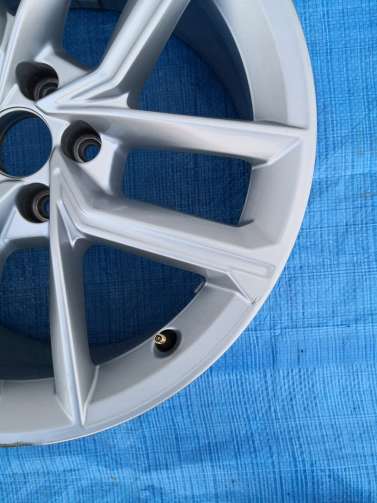 1x Alufelge 18 Zoll 8.5" 5x112 29ET 8W0601025FL Audi A5 Rim Wheel FEL5677703498fe