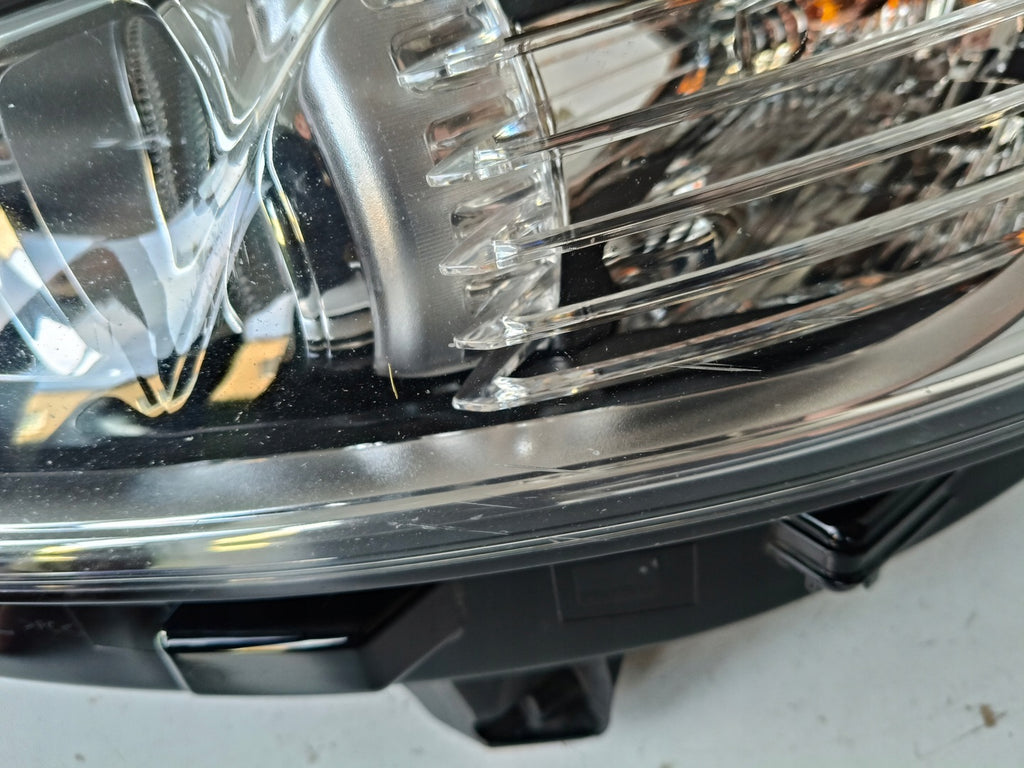 Frontscheinwerfer Ford Mondeo DS73-13W030-AE Links Scheinwerfer Headlight SCH5645775847rg